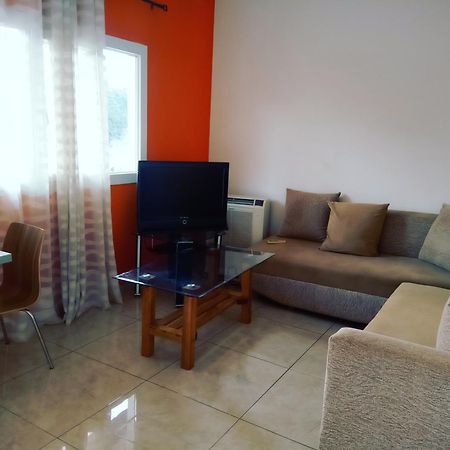 Yaoundé Residence Jardin Tropical מראה חיצוני תמונה