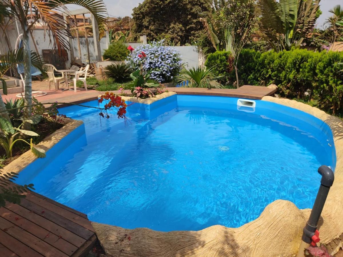 Yaoundé Residence Jardin Tropical מראה חיצוני תמונה