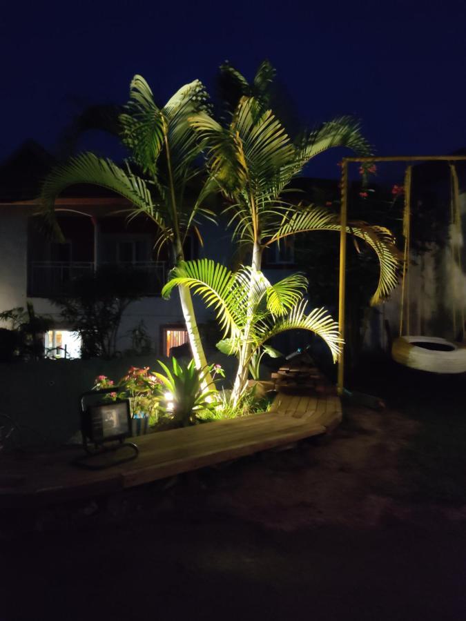 Yaoundé Residence Jardin Tropical מראה חיצוני תמונה