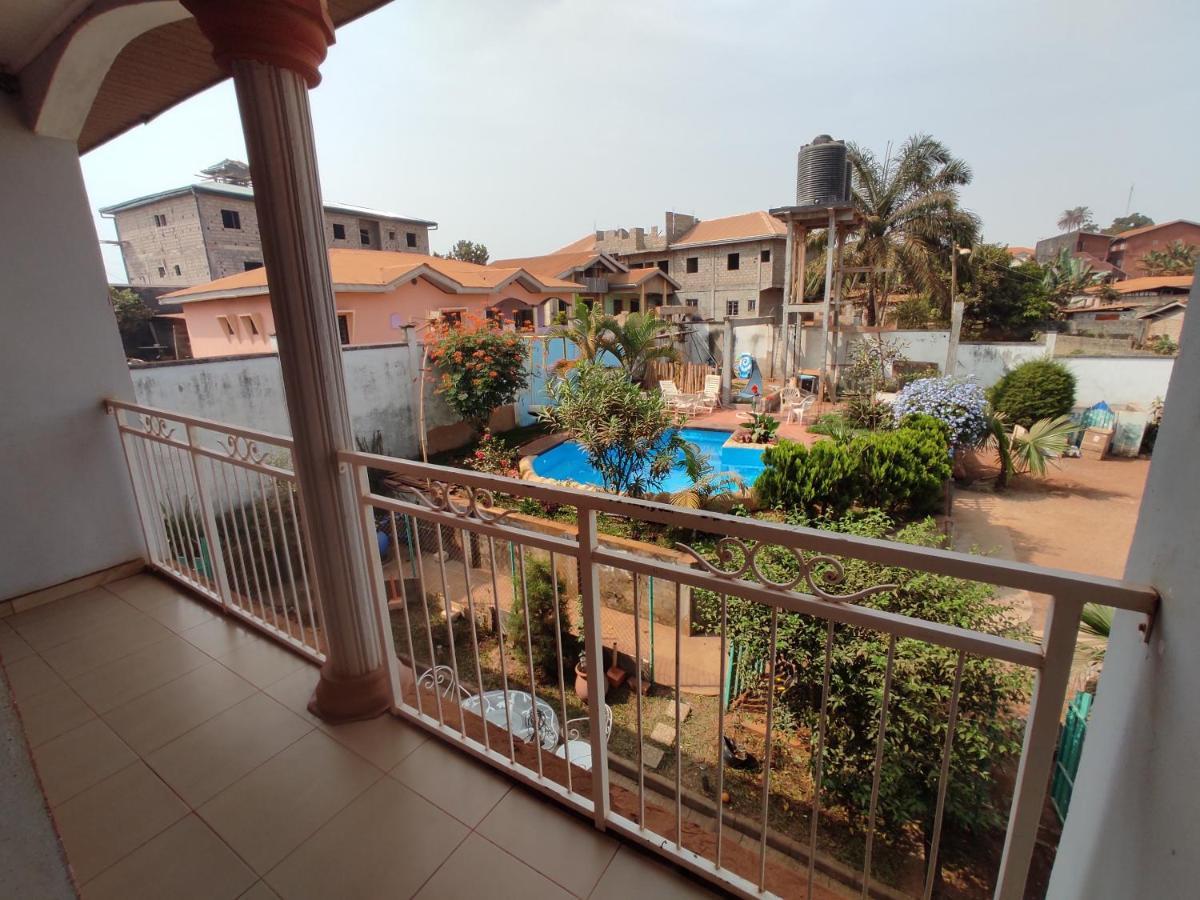 Yaoundé Residence Jardin Tropical מראה חיצוני תמונה