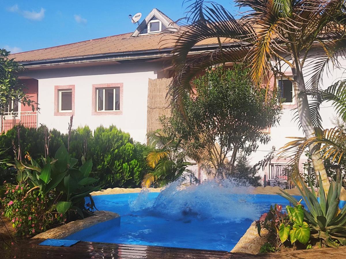 Yaoundé Residence Jardin Tropical מראה חיצוני תמונה
