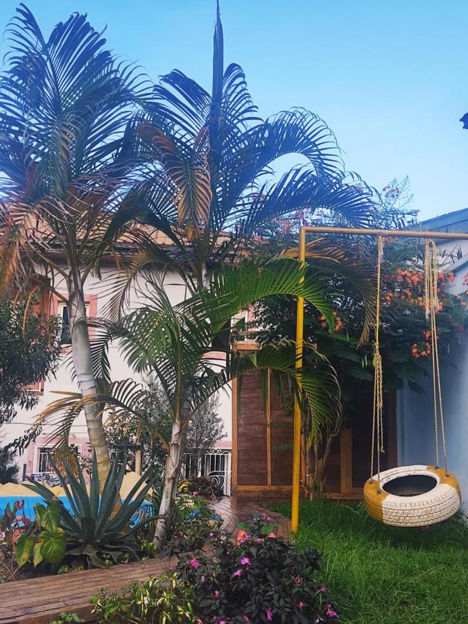 Yaoundé Residence Jardin Tropical מראה חיצוני תמונה