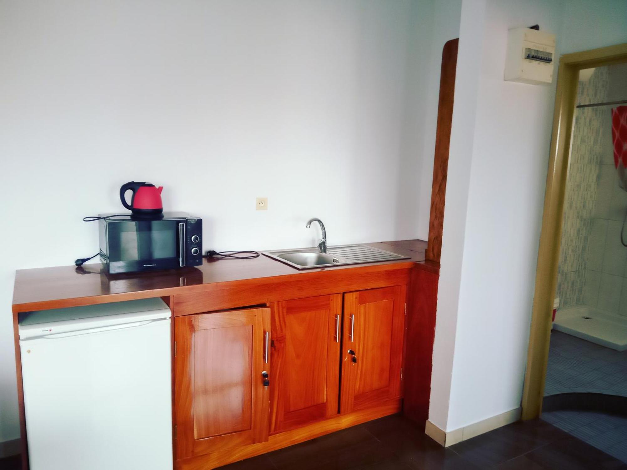 Yaoundé Residence Jardin Tropical מראה חיצוני תמונה