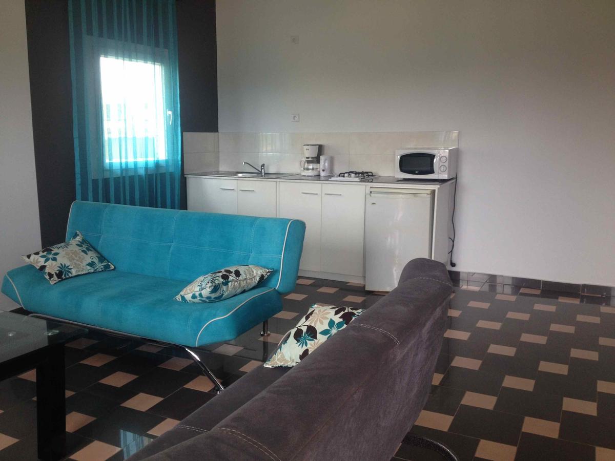 Yaoundé Residence Jardin Tropical מראה חיצוני תמונה